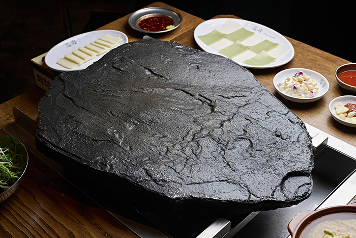 A Real Local Favorite Near My Office: Seokam Saengsogeum-gui image