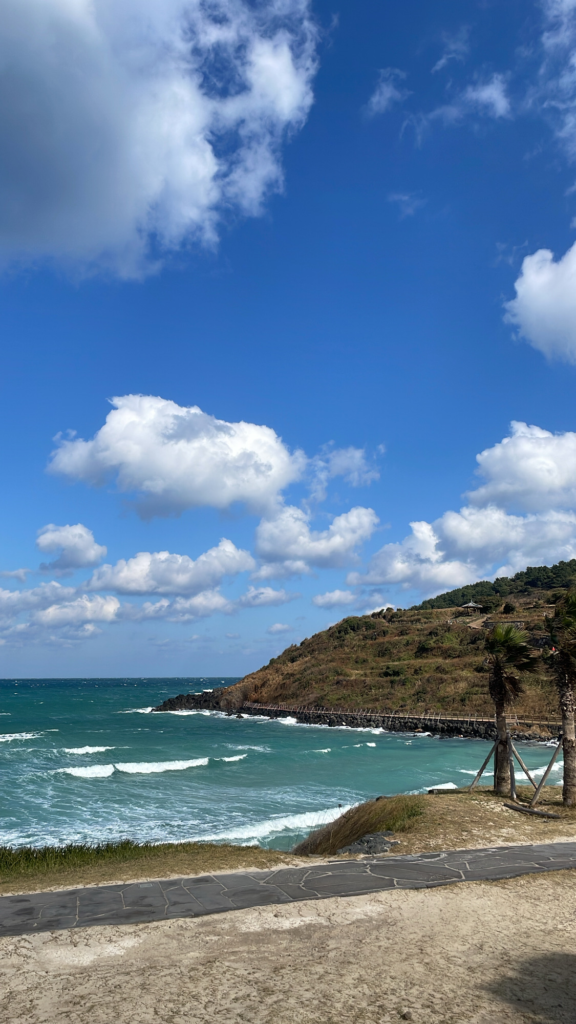 Jeju Part 1 – Coastlines, Bagels, and Lamb Ribs Seopjikoji
